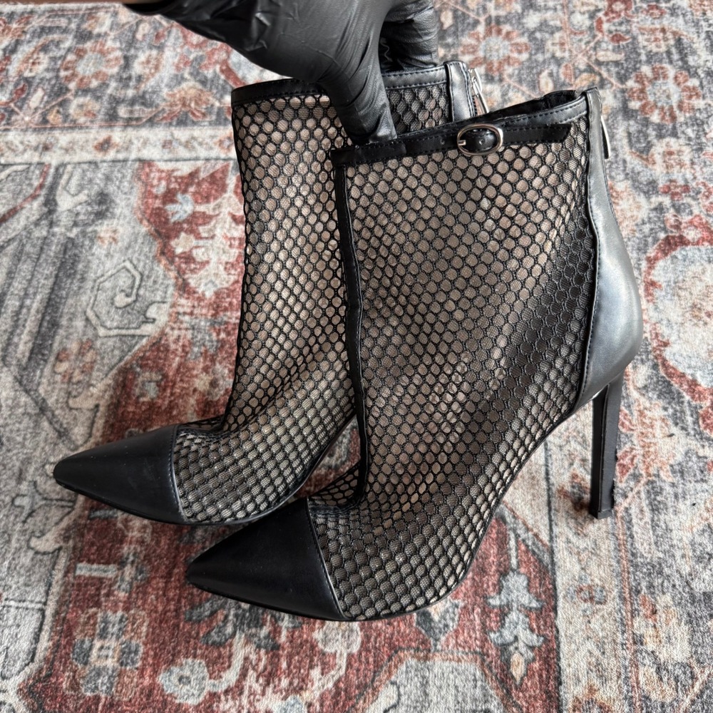 Nine West Black Mesh Pointed‎ Toe Stiletto Heel Ankle Booties Women's Size 9M
